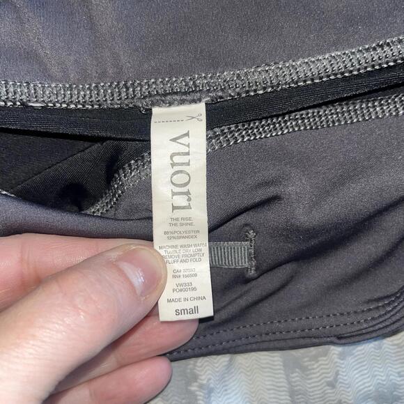 Vuori Women's The Rise The Shine Omni Performance Athletic Short Gray Size S - Picture 5 of 7